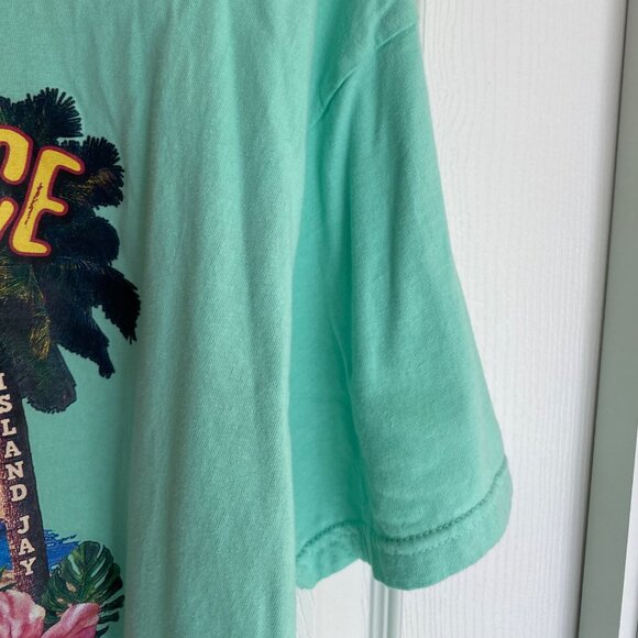 Keeping My Distance From The Rest Of The World Island Jay Mint Green Graphic T-S - Picture 5 of 8